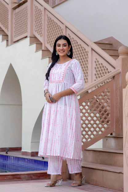 Women Embroided Kurta Set With Pant and dupatta