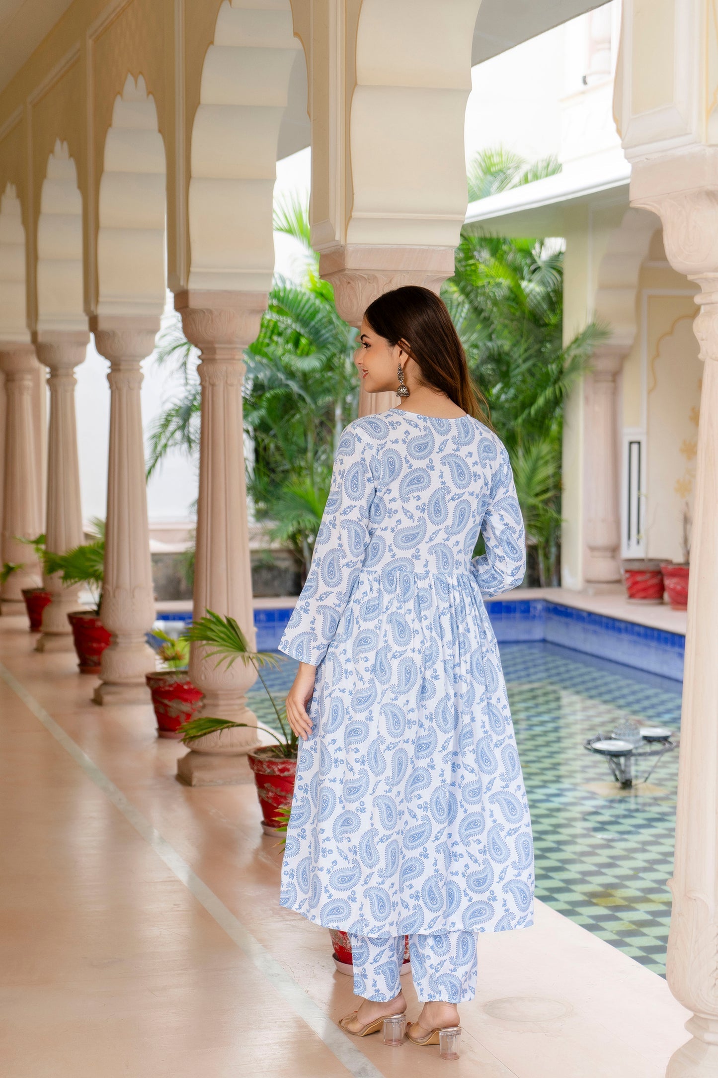 Women Printed Kurta Set With Pant And dupatta