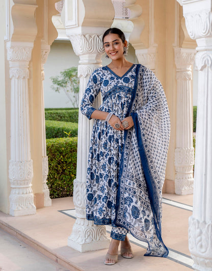 Women Printed Kurta Set With Pant and dupatta