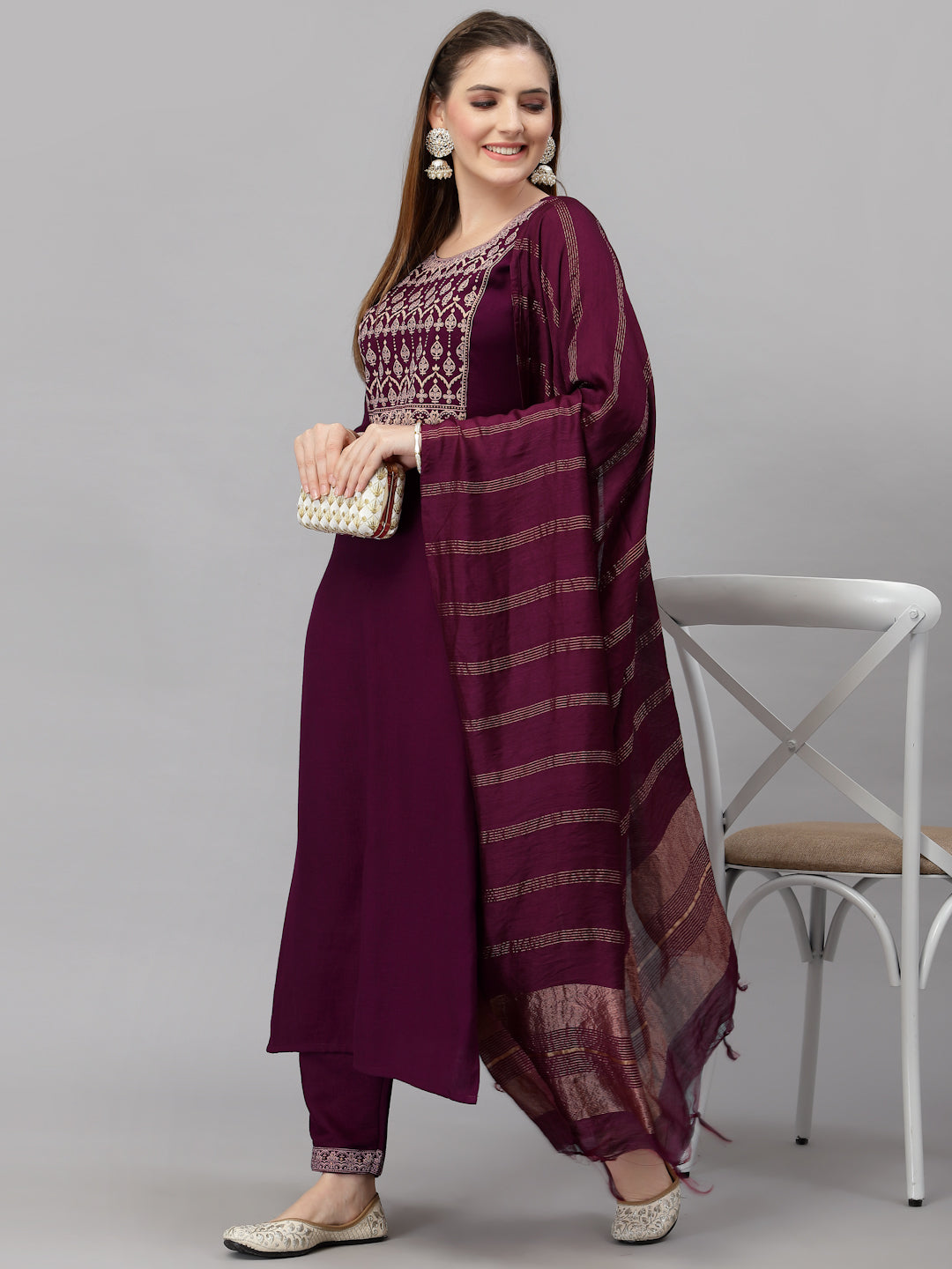 Women Cotton Blend Kurta Pant Dupatta Set